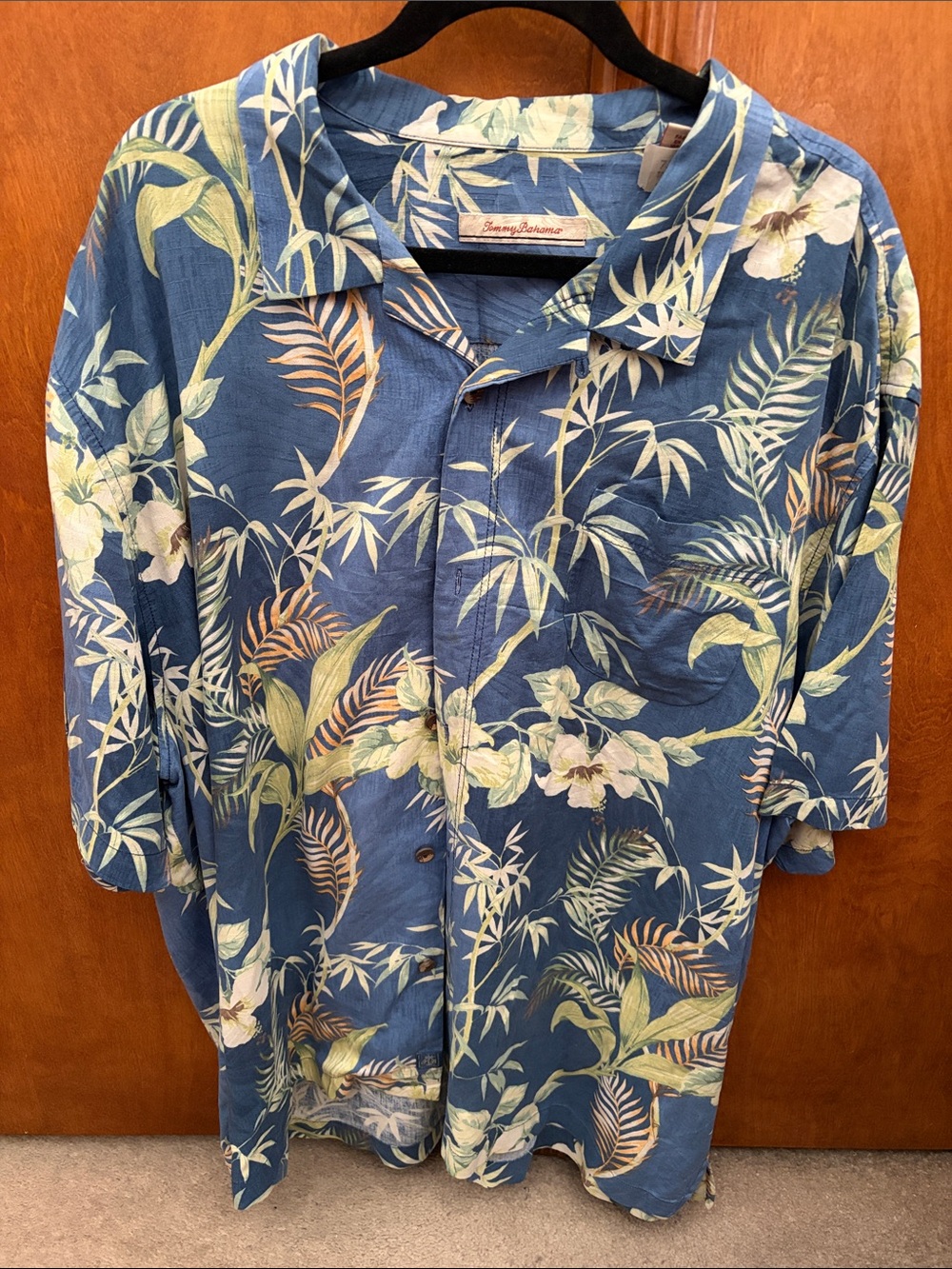 Men’s Tommy Bahama Blue Floral Tropical Camp Shirt